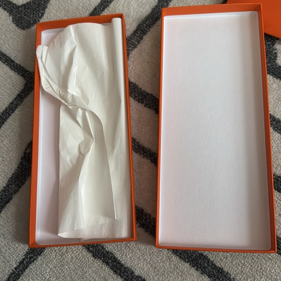 Bundle of Hermes Bags and Boxes - Picture 4 of 7